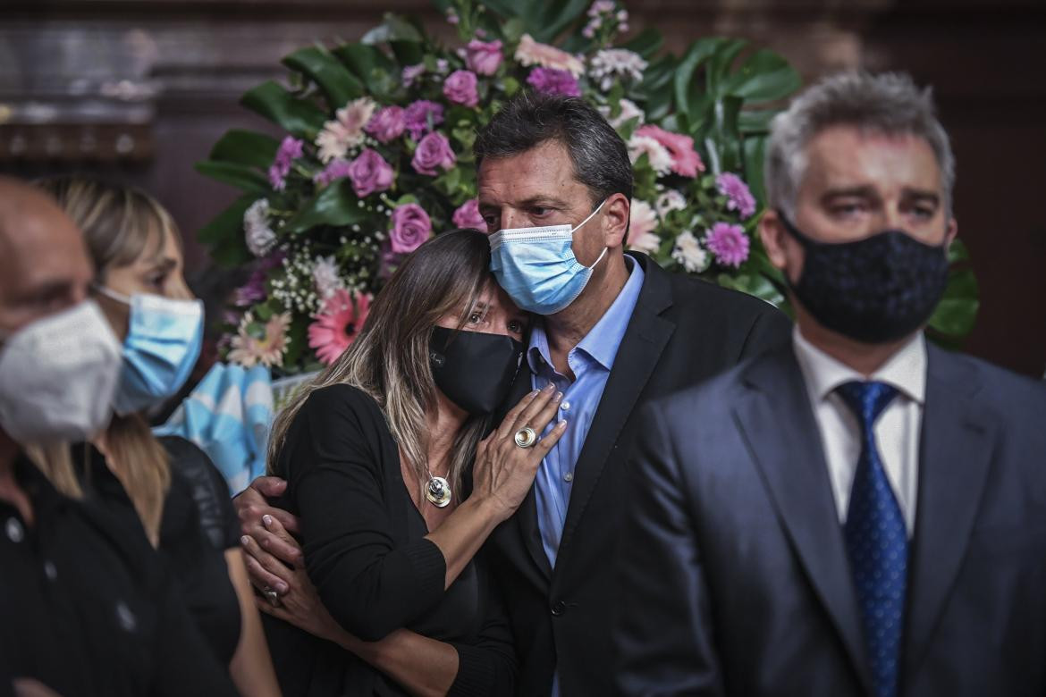 Sergio Massa y Malena Galmarini en el velatorio de Carlos Menem, NA