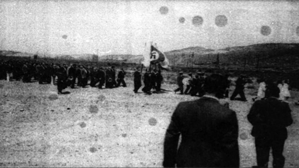 Nazis en Argentina, desfile en Comodoro Rivadavia, foto Xavier Alcalá