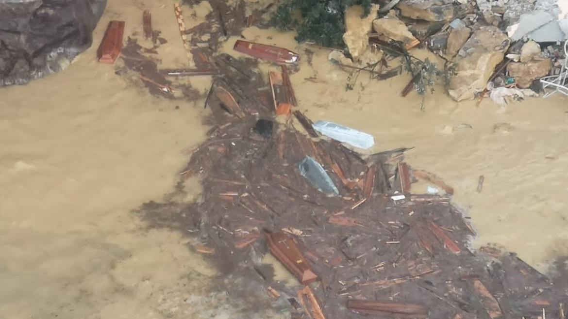 Cementerio de Camogli derrumbado en Italia