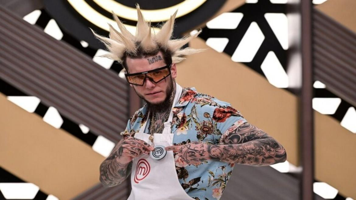 Alexander Caniggia casi prende fuego la cocina de 