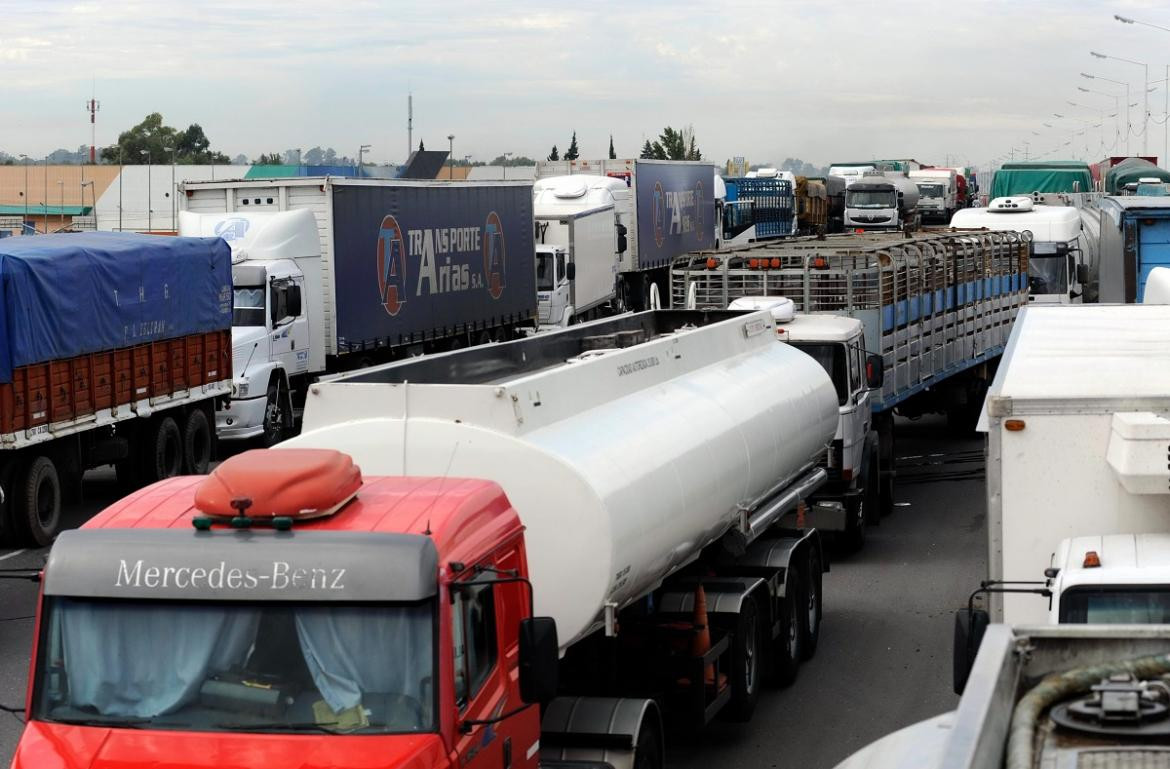 Transporte de cargas, camiones, NA