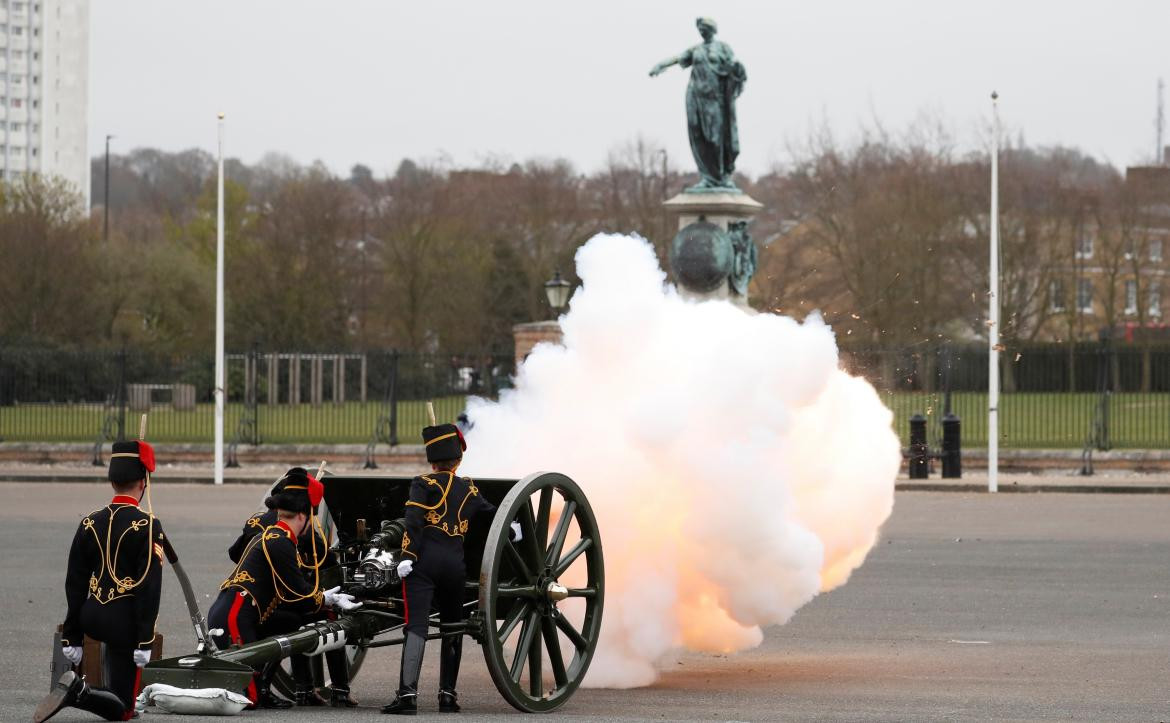 Salvas en Gran Bretaña para despedir al príncipe Felipe, REUTERS