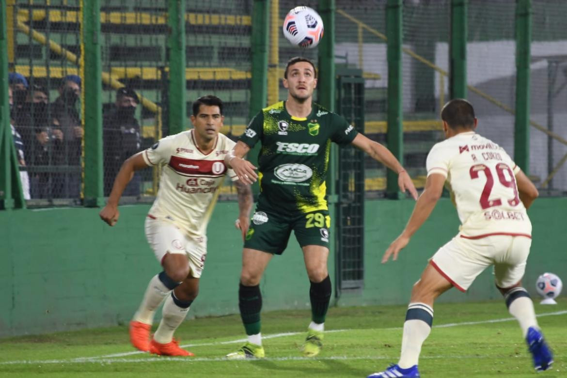 Copa Libertadores, Defensa y Justicia vs. Universitario