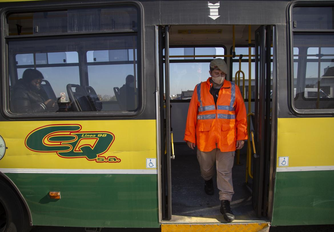 Coronavirus en Argentina, controles en transporte público, NA