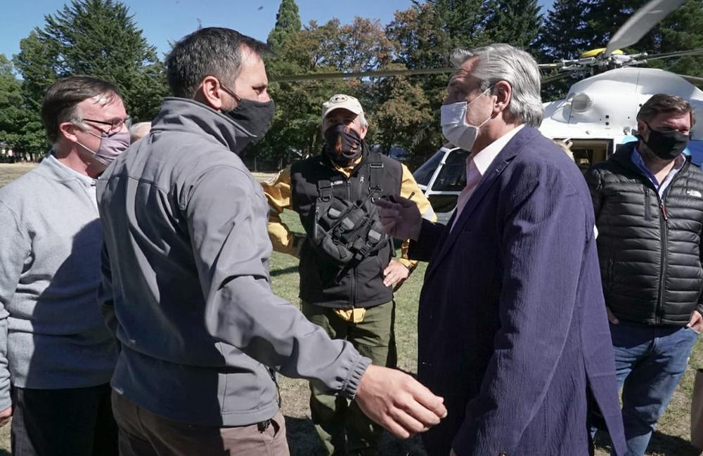 Alberto Fernández, presidente de Argentina, visita a Lago Puelo, NA