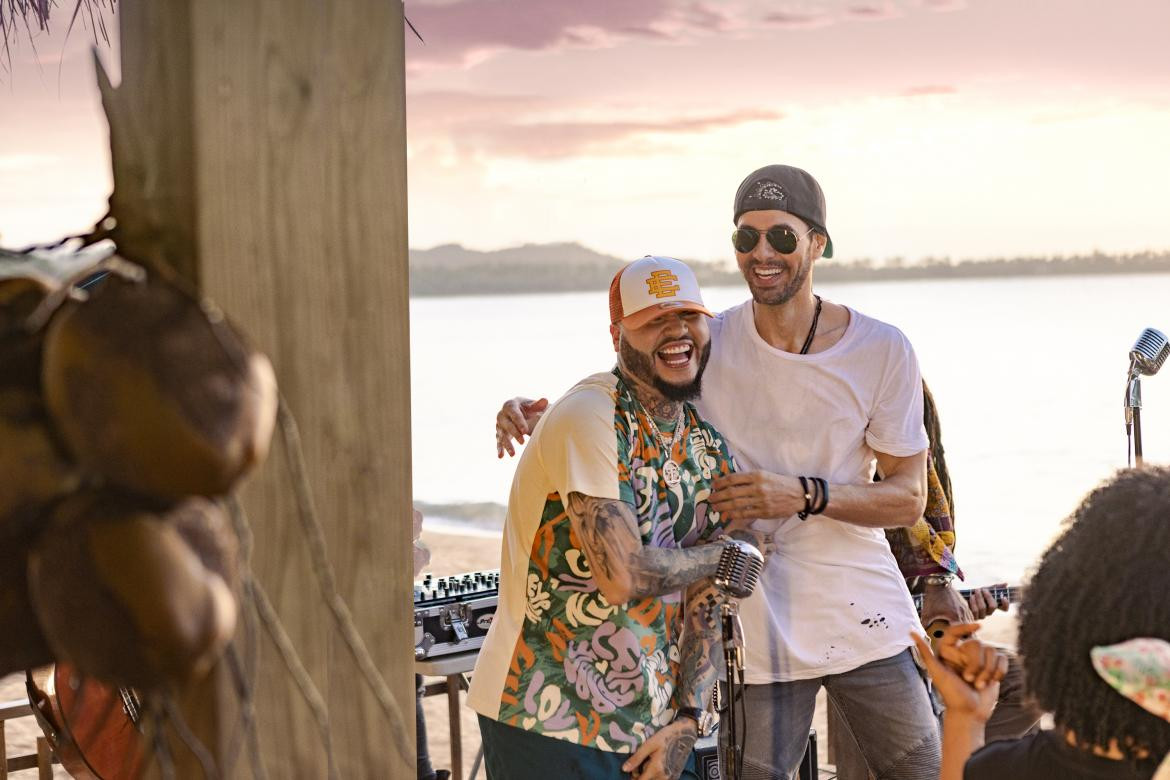 Enrique Iglesias y Farruko lanzan su video 