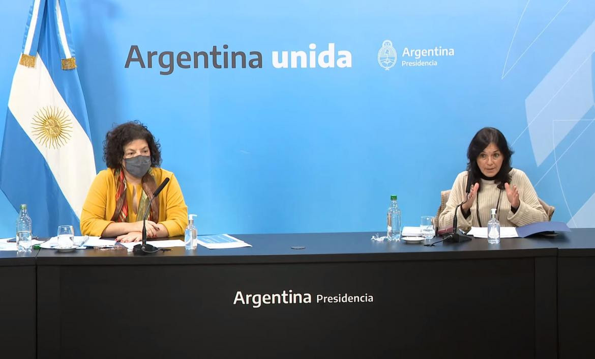 Carla Vizzotti, y la secretaria Legal y Técnica de la Nación, Vilma Ibarra, NA