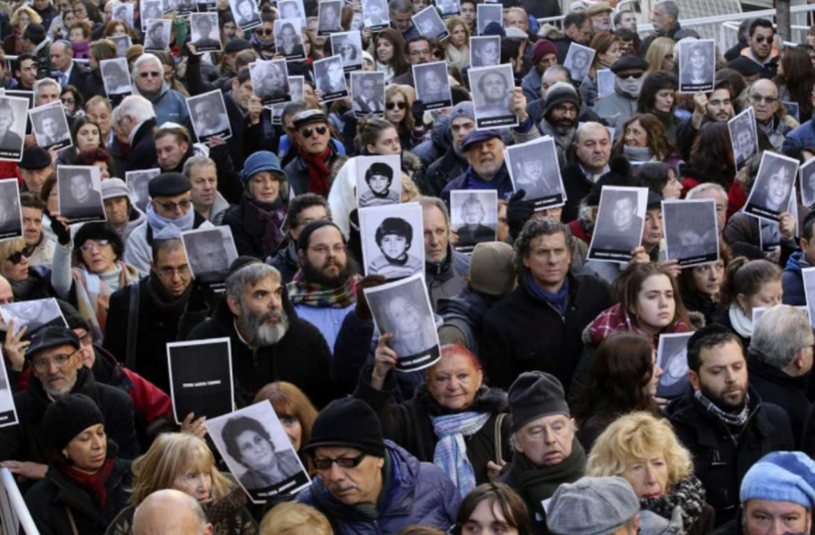 Acto por aniversario de atentado contra la AMIA, NA