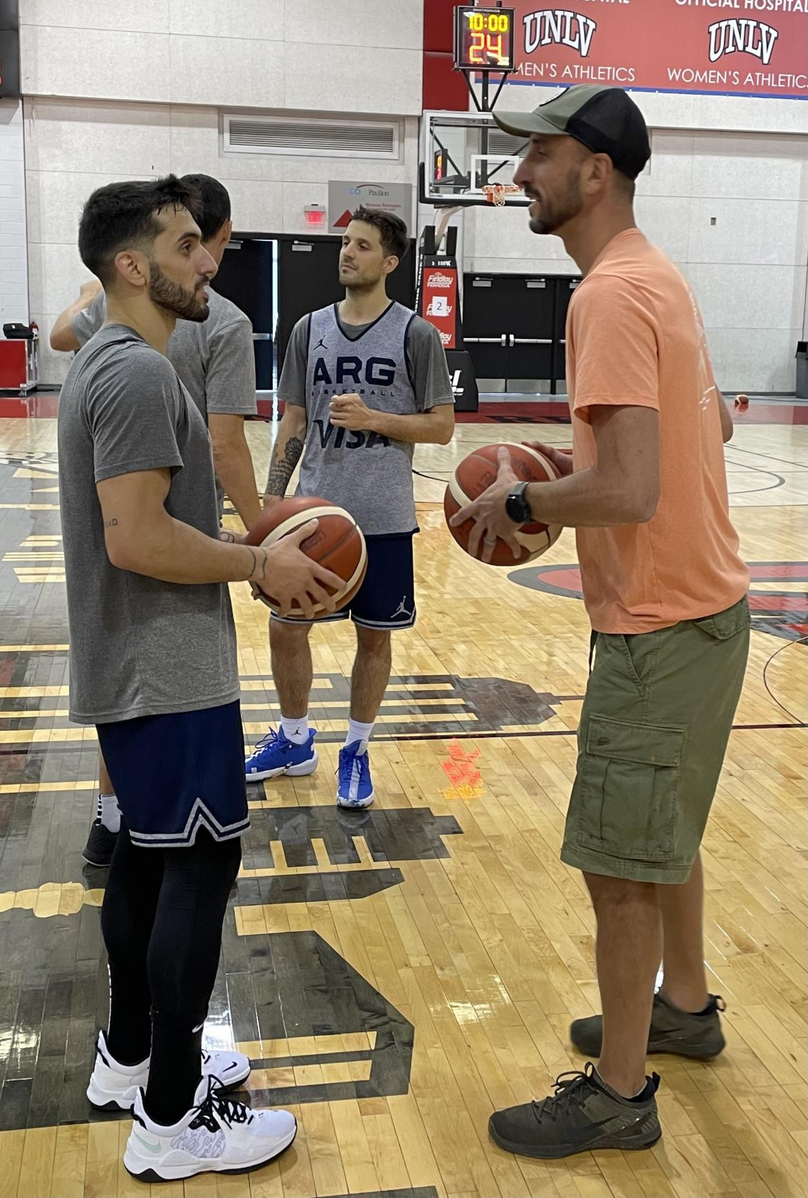 Emanuel Ginóbili con la selección de básquet en la previa a Tokio 2020, PRENSA CAB