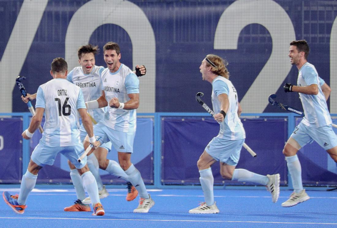 Los Leones, hockey masculino, NA