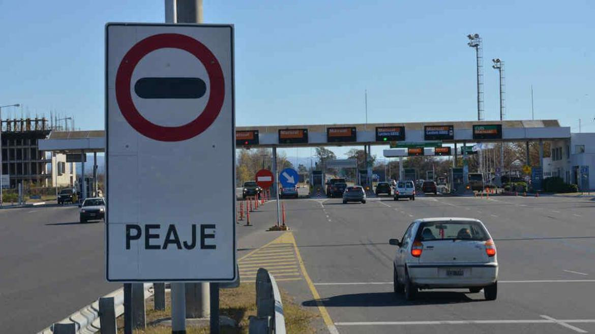 Autopista Panamericana y el Acceso Oeste, NA