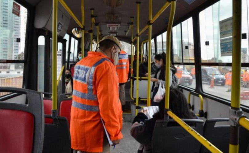 Amplían el cupo de pasajeros en colectivos, trenes y subtes, NA