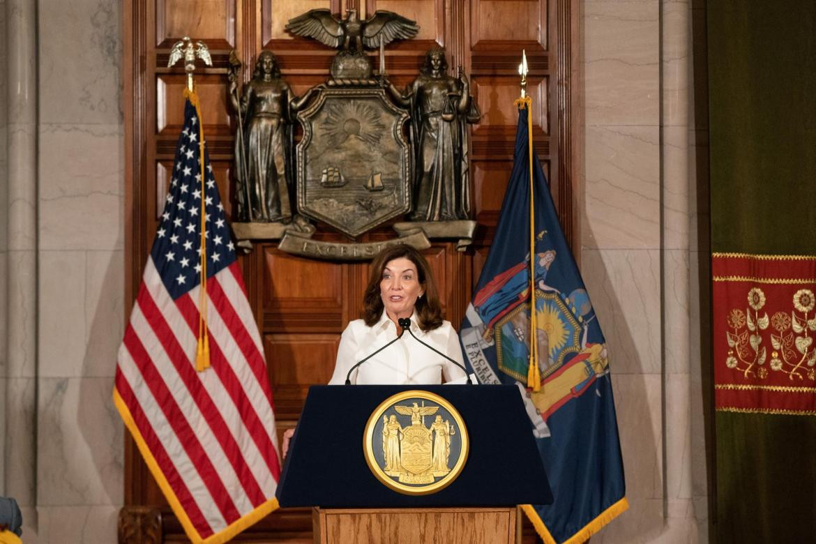 Kathy Hochul, EFE