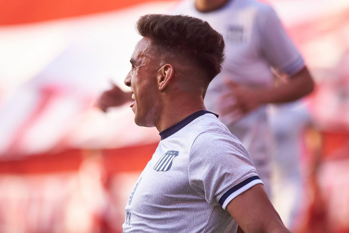 Festejo de Talleres de Córdoba ante Argentinos Juniors