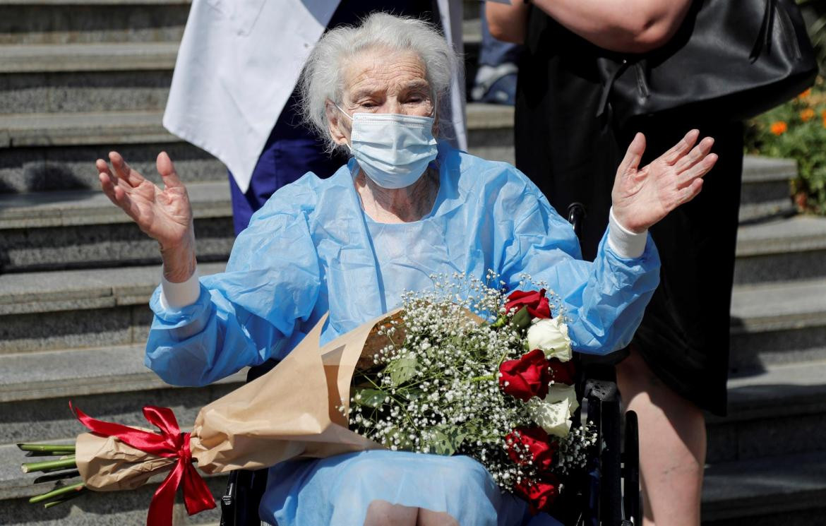 Una mujer de 111 años superó el coronavirus en Georgia, EFE