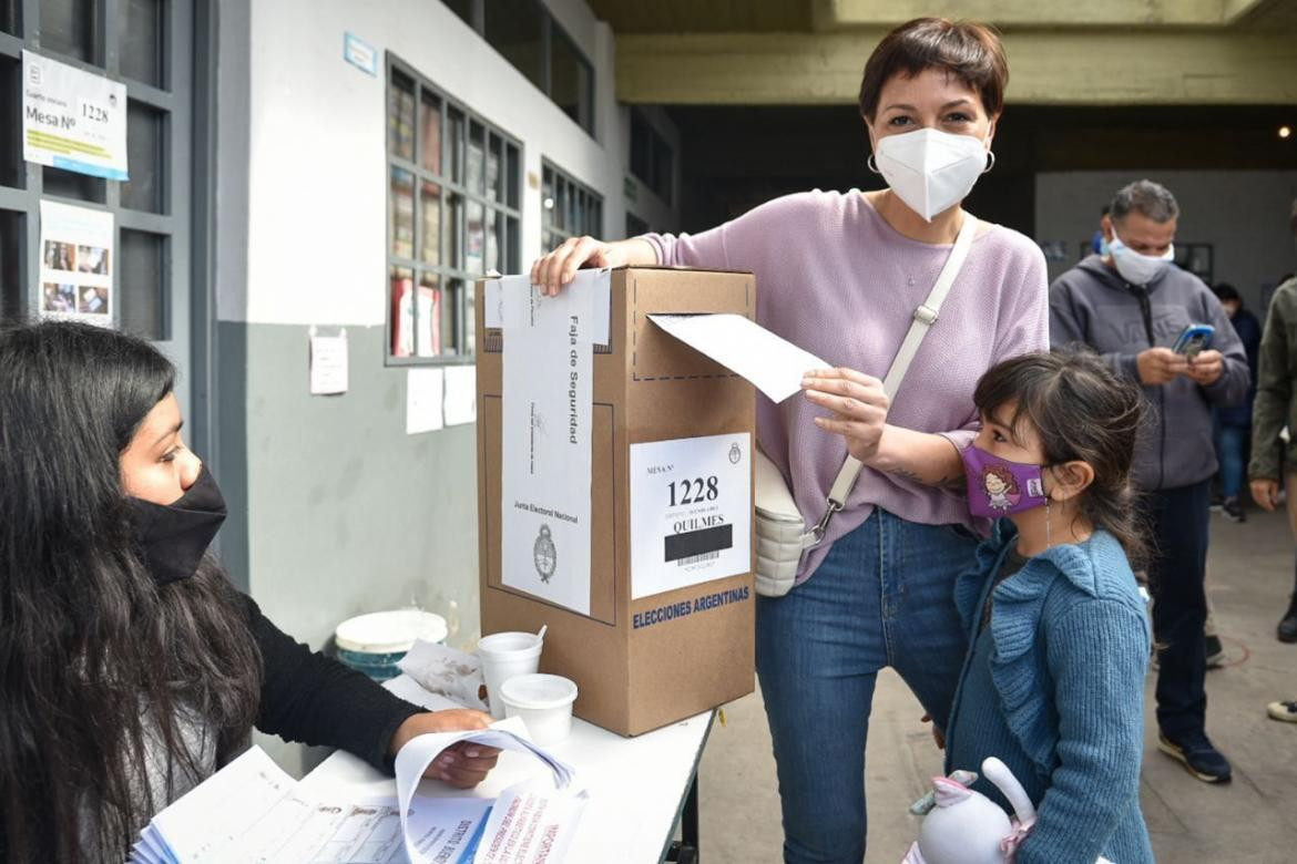 Mayra Mendoza, Elecciones PASO