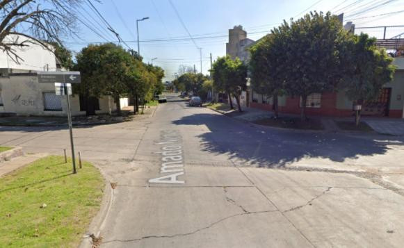 Vivienda en Haedo donde los padres del menor murieron electrocutados, NA