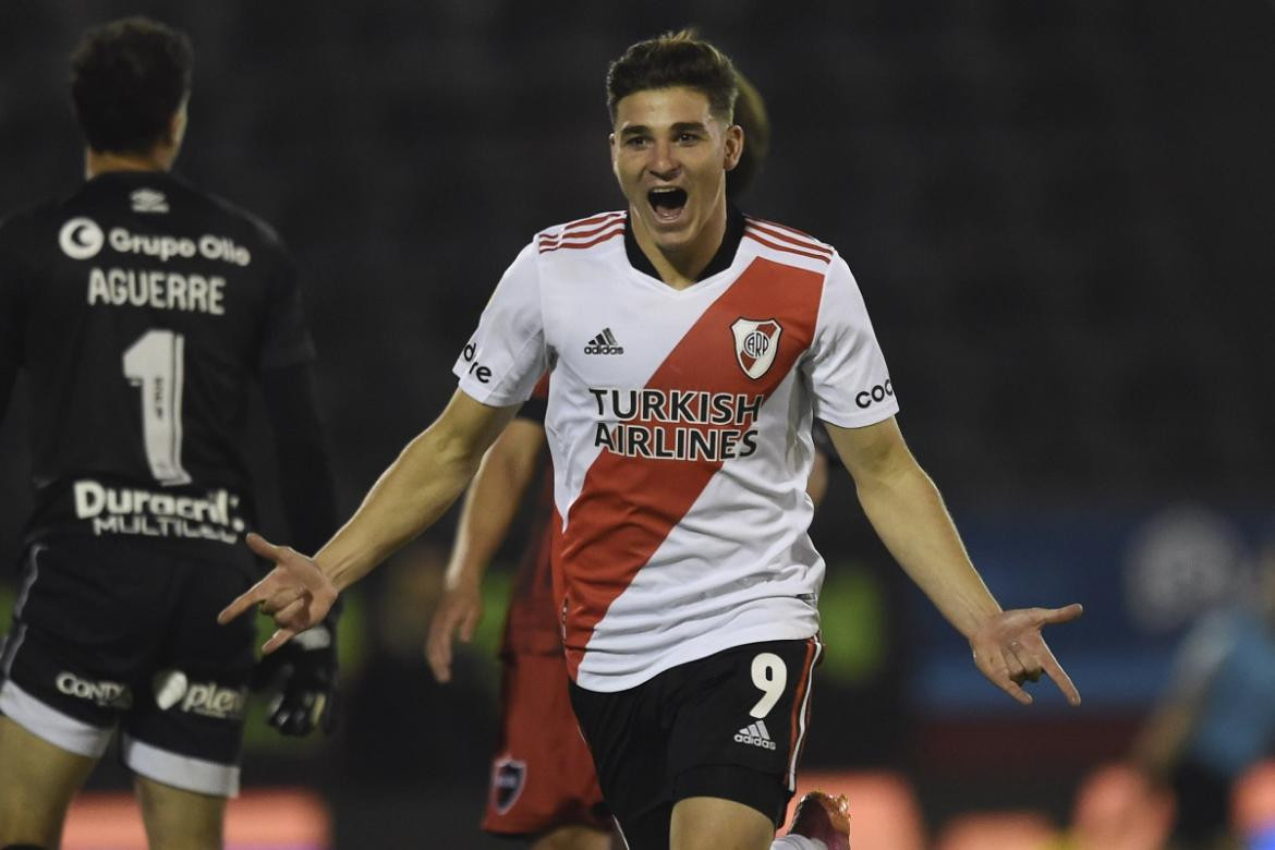 Julian Alvarez, River Plate, NA.