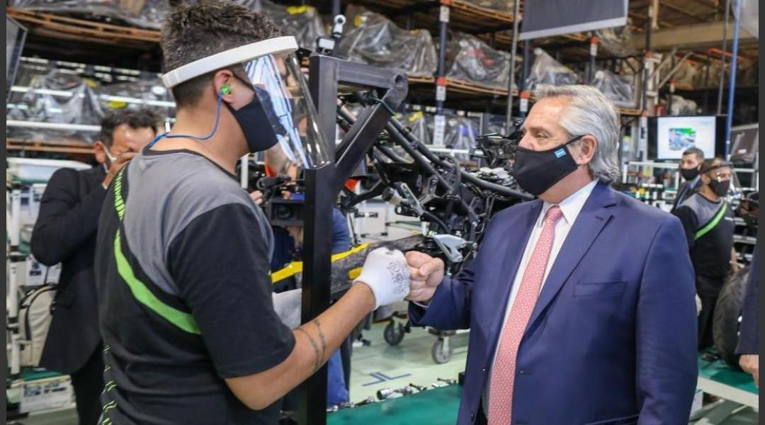 Alberto Fernández con industriales y empresarios