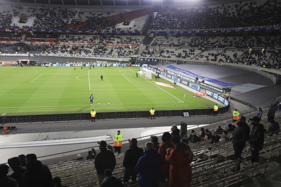 Estadio Monumental, hinchas, NA