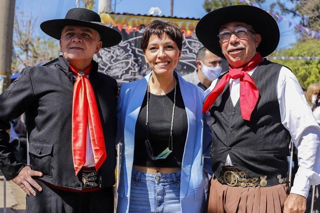 Mayra Mendoza participó de festejos por 70º aniversario del barrio La Paz