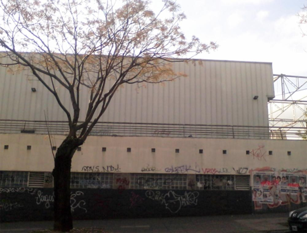 El dirigible nazi Graf Zeppelin sobre la Sedalana en Buenos Aires