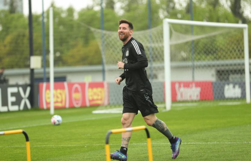 Lionel Messi, Selección Argentina, NA