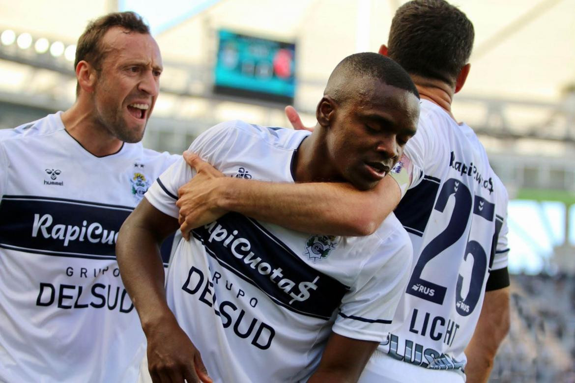 Gimnasia vs Newells, fútbol argentino, NA