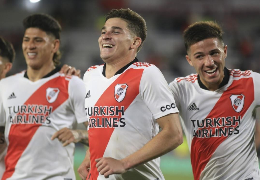 Julián Álvarez, festejo de River, NA