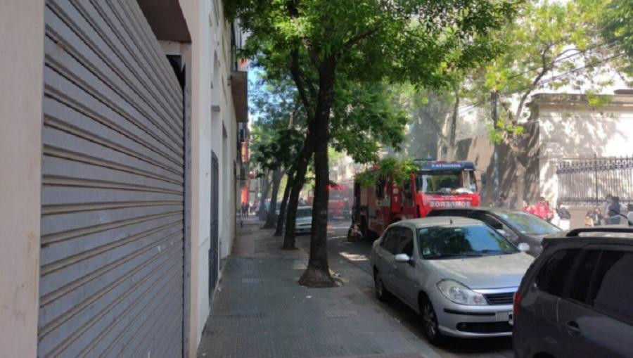 Incendio en un edificio de San Cristóbal