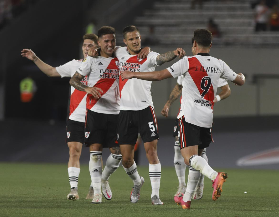 Festejo de River ante Argentinos Juniors por la Liga Profesional de Fútbol