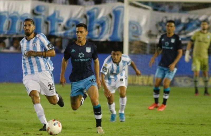 Racing le ganó como visitante a Atlético Tucumán