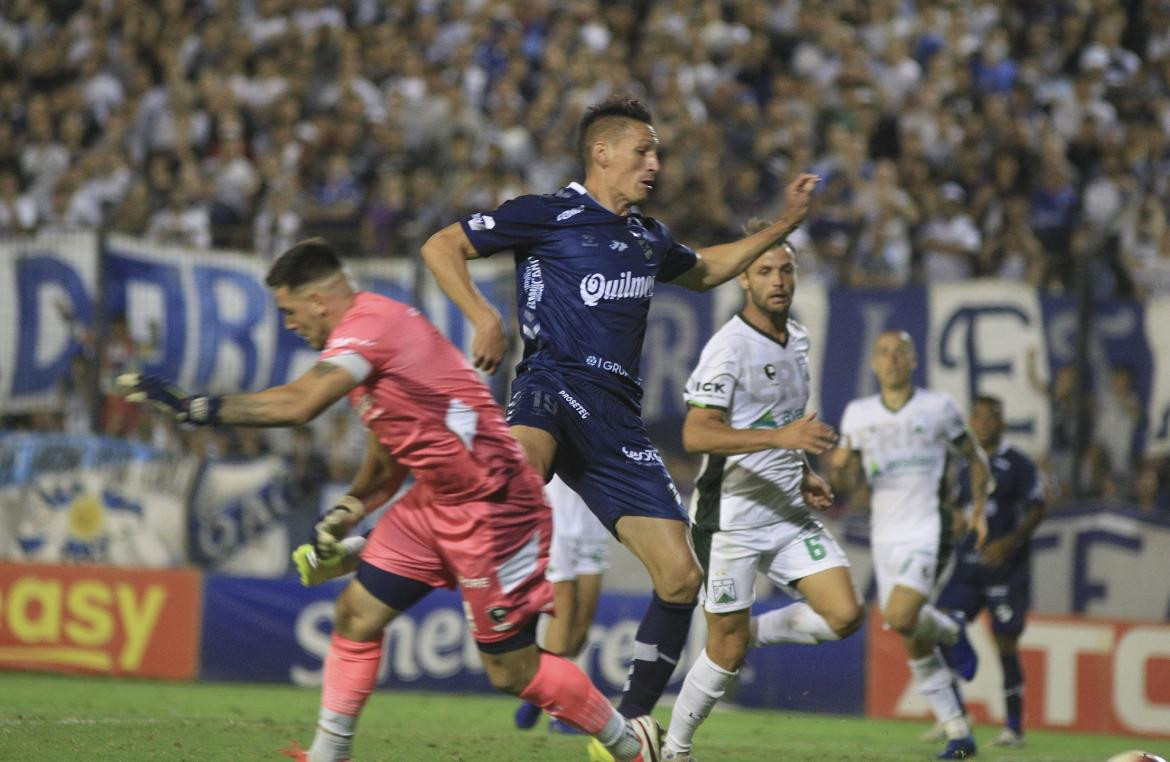 Ferro vs Quilmes, fútbol del ascenso, foto NA