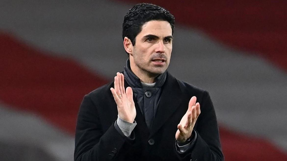 Mikel Arteta, técnico de Arsenal, Reuters