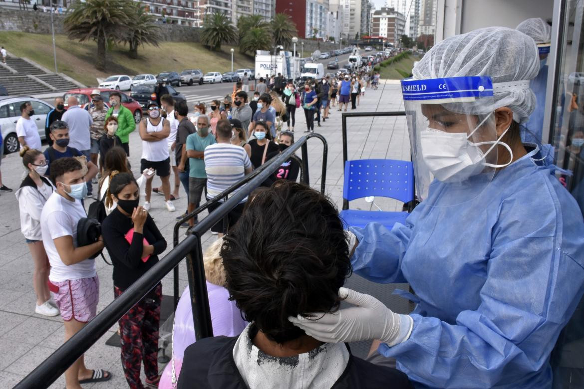 Testeos coronavirus en Mar del Plata, NA.