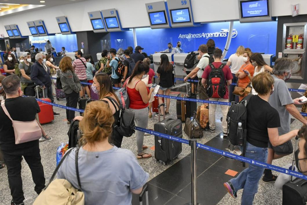 Vuelos cancelados en Aeroparque Jorge Newbery, Aerolíneas Argentinas, NA	