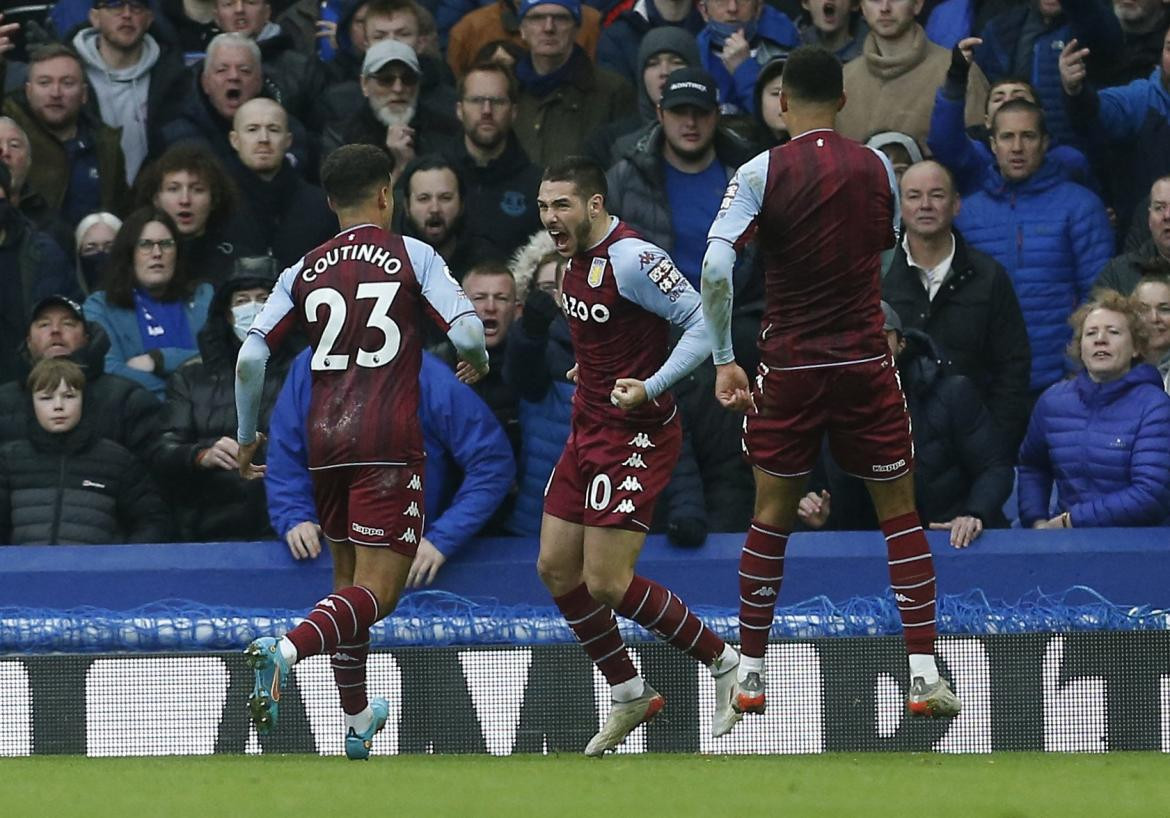 Festejo de Emiliano Buendia para el Aston Villa ante el Everton por la Premier League, REUTERS