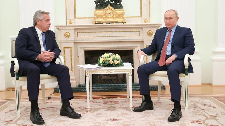 Alberto Fernández y Vladimir Putin en Rusia