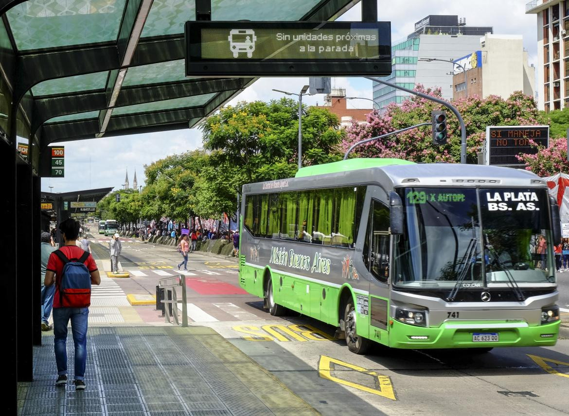 Transporte público, colectivo, NA