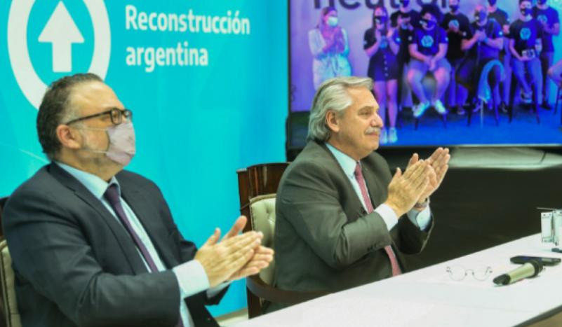 El ministro de Desarrollo Productivo, Matías Kulfas, junto al presidente Alberto Fernández, foto NA