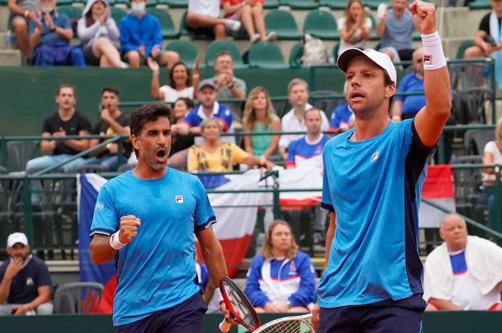 Maximo González y Horacio Zeballos en el dobles de Copa Davis ante República Checa