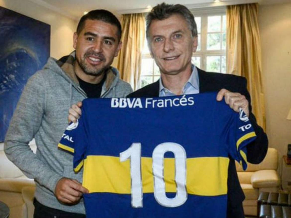 Juan Román Riquelme y Mauricio Macri