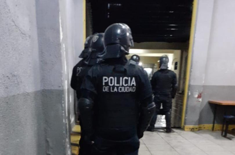 Violento motín en comisaría de Balvanera, foto NA