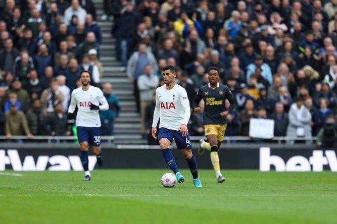 Cristian Romero en acción, Foto Twitter Tottenham