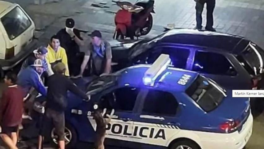 Perro se sumó a la requisa policial en Córdoba