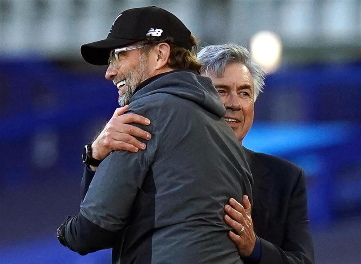 Jurgen Klopp y Carlo Ancelotti, técnicos. Foto: EFE.