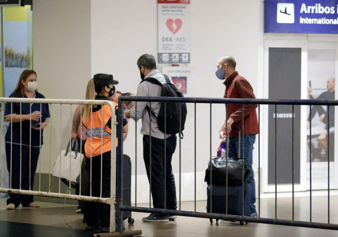 Aeropuerto de Ezeiza, pasajeros, NA