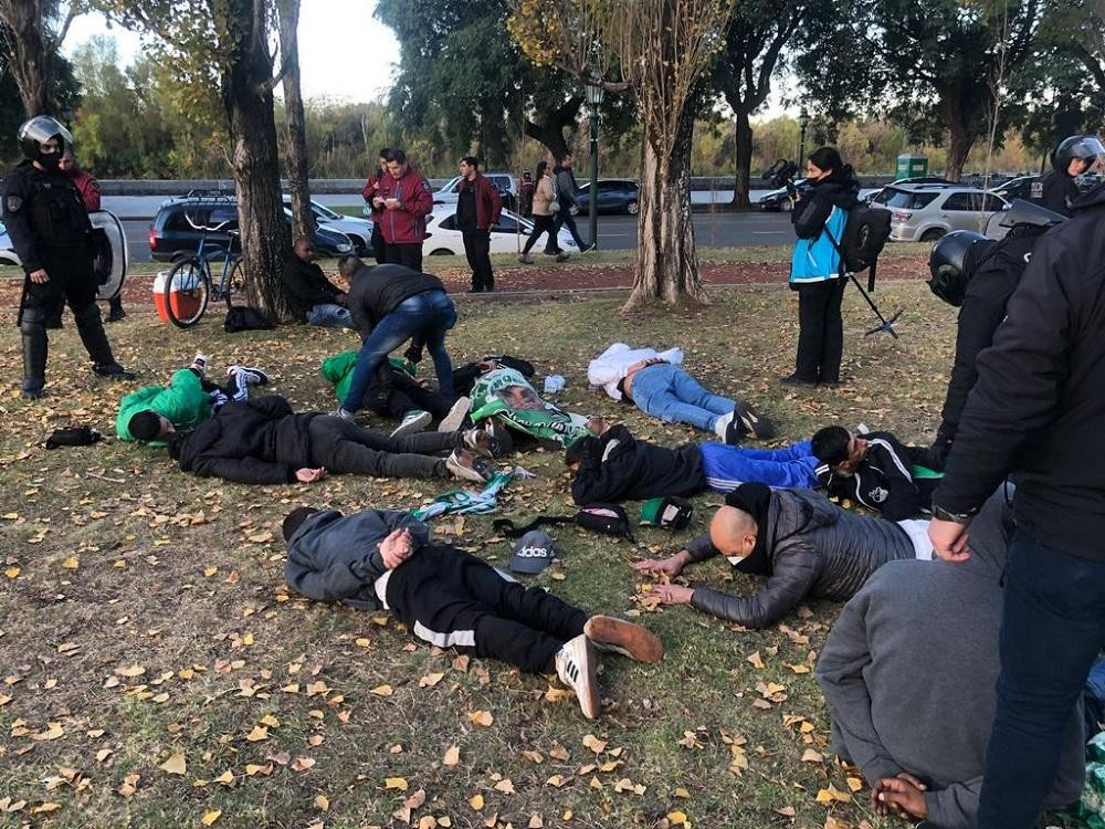 Detuvieron hinchas de Deportivo Cali en Buenos Aires.