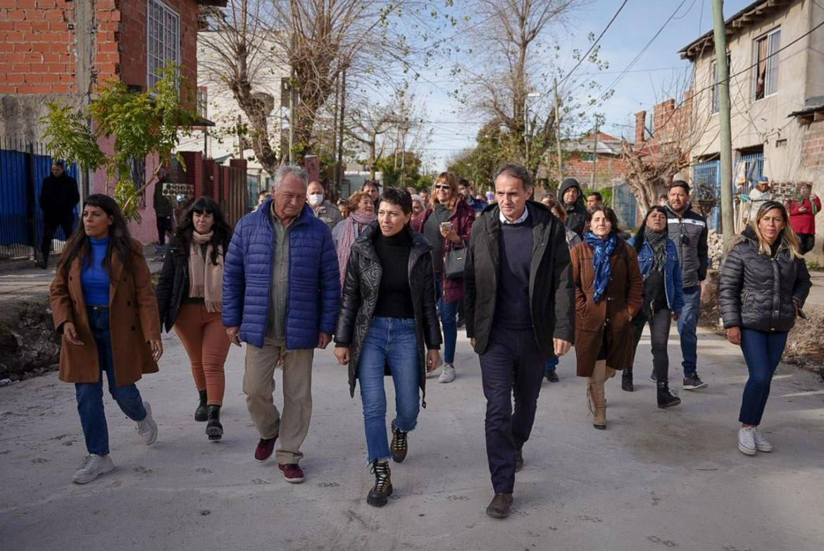 Mayra Mendoza y Gabriel Katopodis en Quilmes. Foto: Prensa.