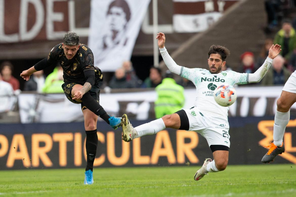 Platense vs. Sarmiento, fútbol argentino, NA	